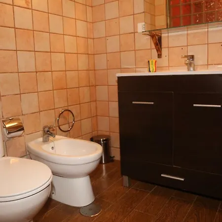 Chalet Rustico シャレー Chío